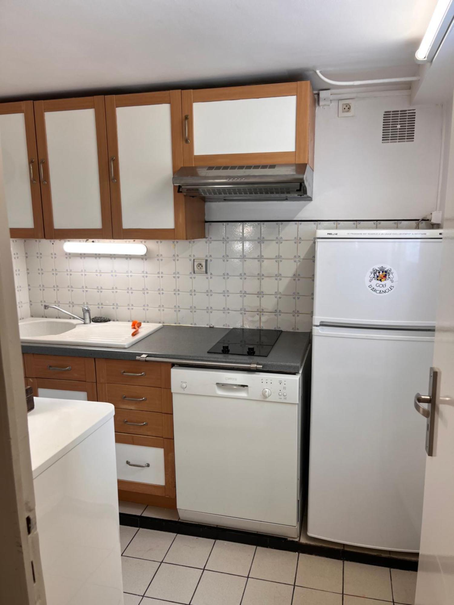 Charmant Petit Appartement Avec Sa Terrasse Privee Bayonne Luaran gambar